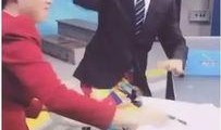 抖音新闻爆料找谁,揭秘事件背后真相，深度解析社会热点！”