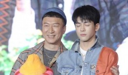 娱乐圈八卦最新爆料声音,神秘恋情曝光，当红明星竟与素人牵手？