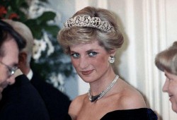 英国王室女性性爆料视频