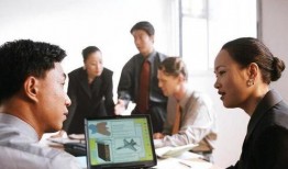 河南女村官爆料视频播放,揭露农村腐败现象