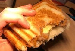 口袋爆料三明治图片视频,三明治新吃法，视频揭秘美味制作过程