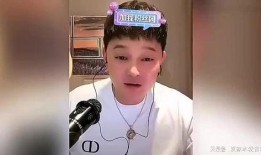 娱乐吃瓜的男导演